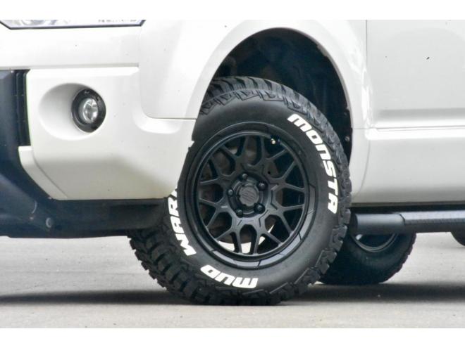 デリカDパワーパッケージ　４ＷＤ　前期/最終型　フロントガード　キャリア　リアラダー　サイドステップ　新品タイヤ／アルミ