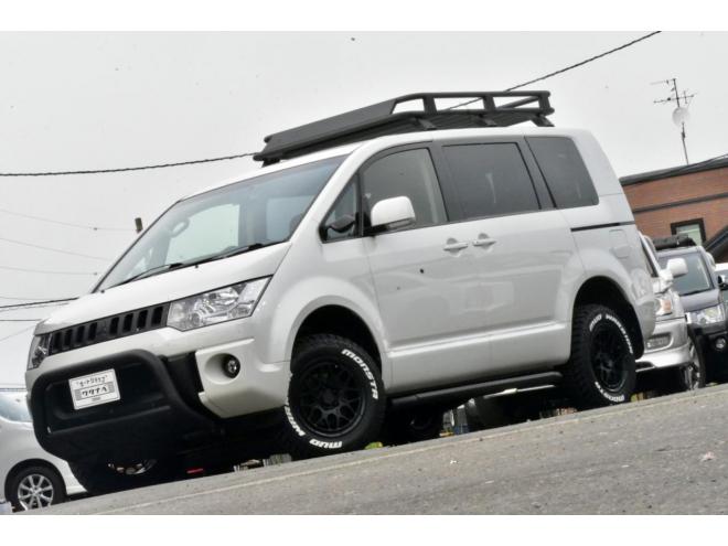デリカDパワーパッケージ　４ＷＤ　前期/最終型　フロントガード　キャリア　リアラダー　サイドステップ　新品タイヤ／アルミ