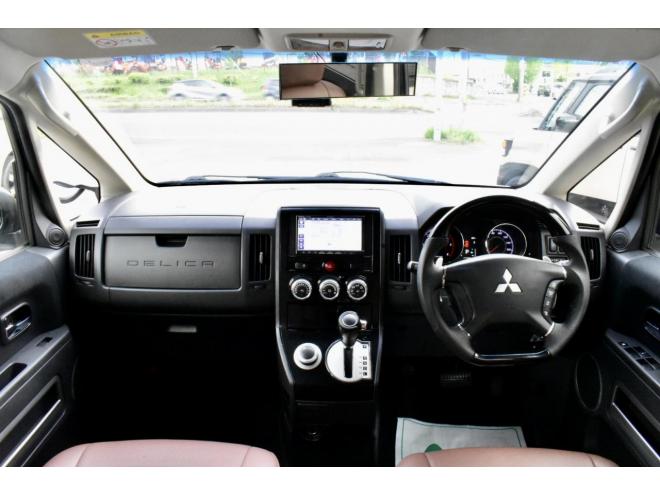 デリカDパワーパッケージ　４ＷＤ　前期/最終型　フロントガード　キャリア　リアラダー　サイドステップ　新品タイヤ／アルミ