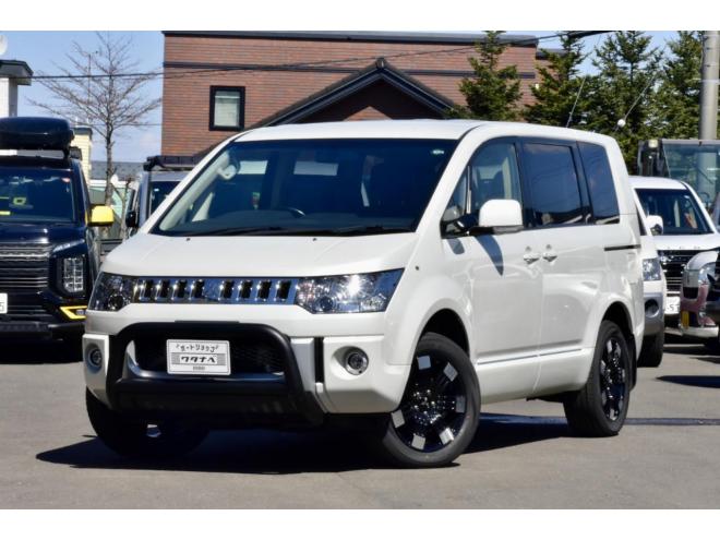 デリカDパワーパッケージ　４ＷＤ　新車外し１８インチアルミ／タイヤ　新品フロントガード　両側パワースライドドア