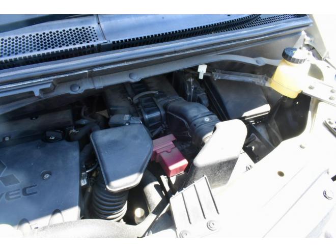 デリカD:5　Gプレミアム　４ＷＤ　本州仕入　新車外し１８インチホイール　ロックフォードサウンド　パワーバックドア　純正ナビ／フリップダウンモニター