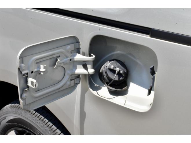 デリカD:5　Gプレミアム　４ＷＤ　本州仕入　新車外し１８インチホイール　ロックフォードサウンド　パワーバックドア　純正ナビ／フリップダウンモニター