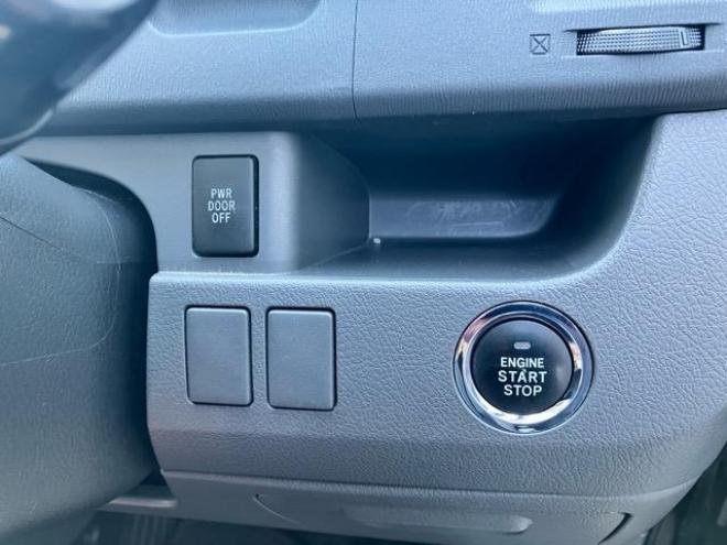 ノアSi 4WD 2000 ５Dr