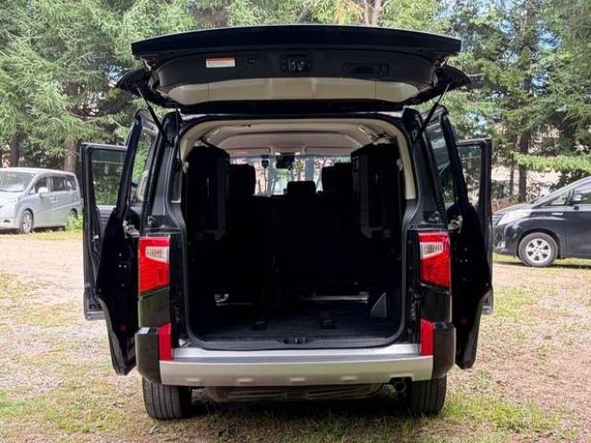 デリカD：5 2.2 G パワーパッケージ ディーゼルターボ 4WD　ワンオーナー車 両側パワースライド パワーバックドア ナビ・TV バックカメラ 前後ドライブレコーダー ETC 2300