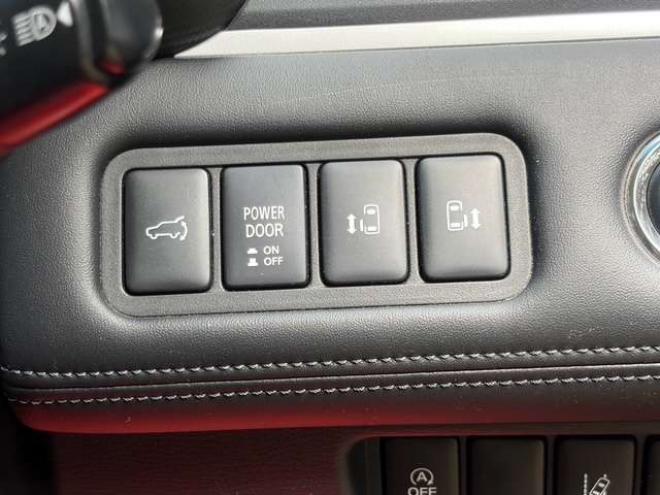 デリカD：5 2.2 G パワーパッケージ ディーゼルターボ 4WD　ワンオーナー車 両側パワースライド パワーバックドア ナビ・TV バックカメラ 前後ドライブレコーダー ETC 2300