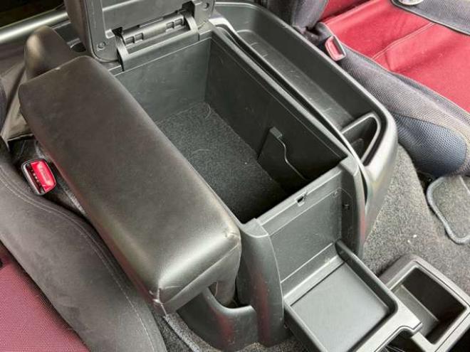 ハイエースバン2.7 スーパーGL プライムセレクション ワイド ロング ミドルルーフ 4WD　ベッドキット　ナビ　TV　バックカメラ　エアコン　ETC　パワステ　パワーウィンドウ　キーレスエントリー　両側スライドドア　盗難防止装置　障害物センサー 2700
