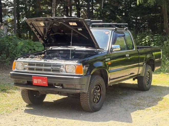 プロシード2.6 キャブプラス 4WD　社外ナビ・テレビ　バックカメラ　デイトナホイール 2600