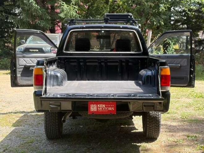 プロシード2.6 キャブプラス 4WD　社外ナビ・テレビ　バックカメラ　デイトナホイール 2600