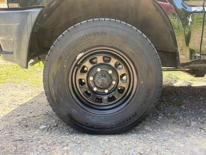プロシード2.6 キャブプラス 4WD　社外ナビ・テレビ　バックカメラ　デイトナホイール 2600
