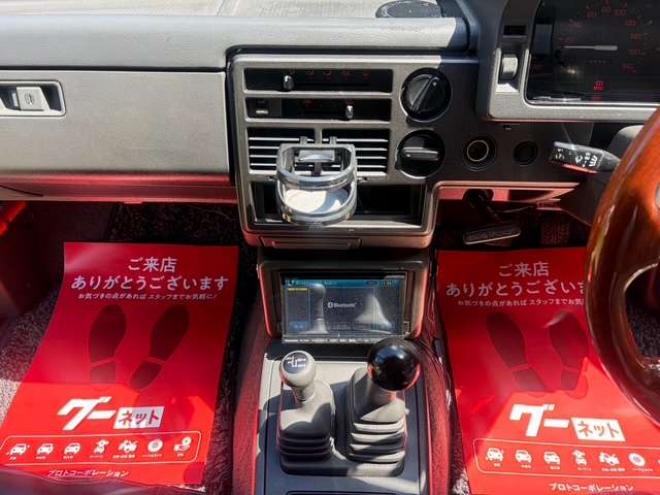 プロシード2.6 キャブプラス 4WD　社外ナビ・テレビ　バックカメラ　デイトナホイール 2600