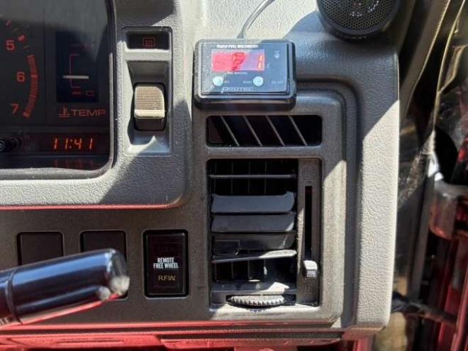 プロシード2.6 キャブプラス 4WD　社外ナビ・テレビ　バックカメラ　デイトナホイール 2600