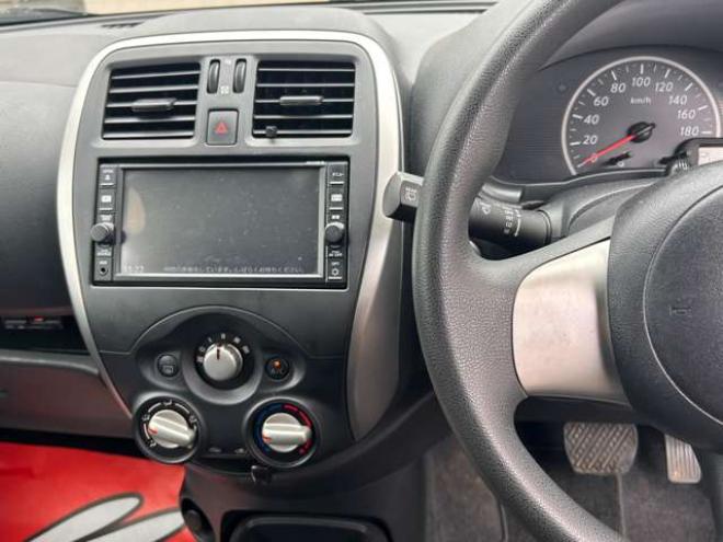 マーチ1.2 X FOUR Vセレクション 4WD　ナビ　TV　冬タイヤ付き　バックモニター　ETC 1200