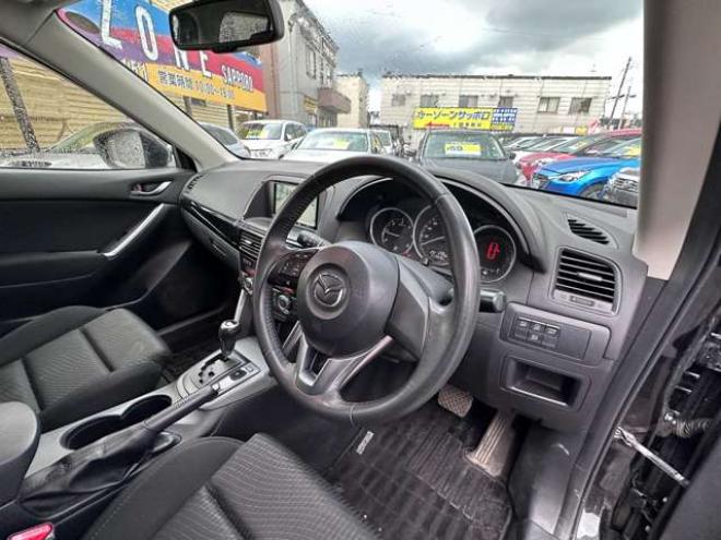 CX-52.2 XD ディーゼルターボ 4WD　SDナビ　地デジ　バックモニター　プッシュスタート　スマートキー　ETC　アイドリングストップ　純正アルミホイール夏 2200
