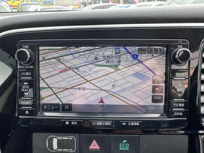 アウトランダーPHEV2.0 G ナビパッケージ 4WD　純正ナビ　フルセグTV　Bluetooth　パワーバックドア　衝突軽減ブレーキ　レーンキープアシスト　ビルトインETC　AC100V　横滑り防止装置　バックモニター　アラウンドビューモニター　純正アルミホイール夏 2000