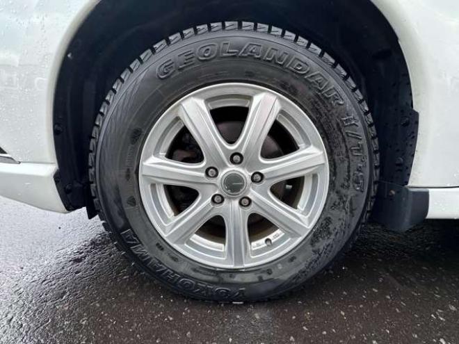 アウトランダーPHEV2.0 G ナビパッケージ 4WD　純正ナビ　フルセグTV　Bluetooth　パワーバックドア　衝突軽減ブレーキ　レーンキープアシスト　ビルトインETC　AC100V　横滑り防止装置　バックモニター　アラウンドビューモニター　純正アルミホイール夏 2000