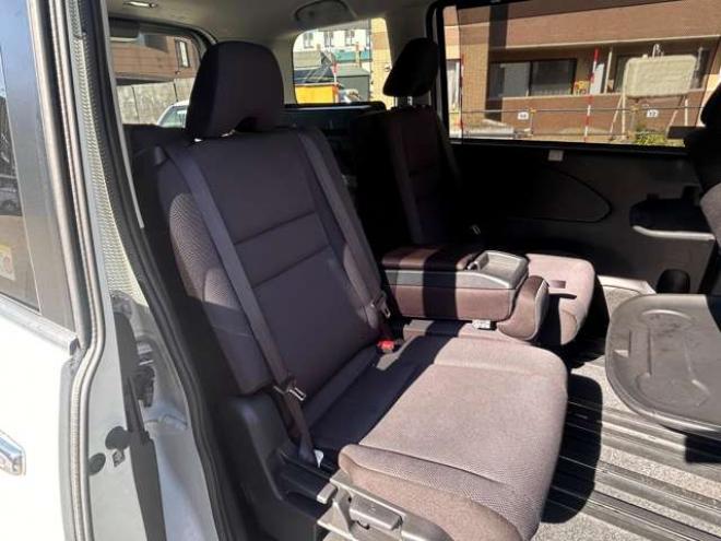 セレナ2.0 X Vセレクション 4WD　左右電動スライドドア　ナビTV　バックモニター冬タイヤ付き 2000