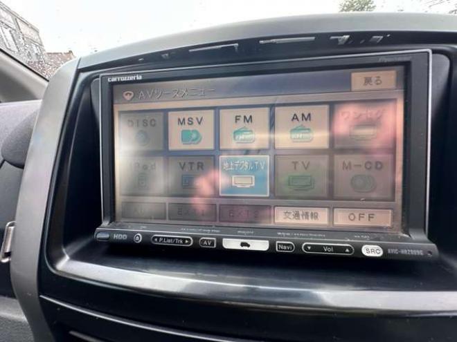 ノア2.0 Si 4WD　ナビ　地デジ　プッシュスタート　リアモニター　　パドルシフト　社外アルミホイール夏　バックモニター　インテリキー 2000