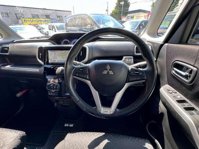 デリカD:2 1.2 カスタム ハイブリッド MV 4WD　4WD　両側ワンタッチパワースライドドア　ナビ　Bluetooth　ビルトインETC　プッシュスタート　衝突軽減ブレーキ　アイドリングストップ　レーンキープアシスト　横滑り防止装置　社外アルミホイール 1200
