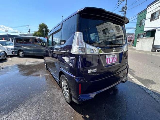 デリカD:2 1.2 カスタム ハイブリッド MV 4WD　4WD　両側ワンタッチパワースライドドア　ナビ　Bluetooth　ビルトインETC　プッシュスタート　衝突軽減ブレーキ　アイドリングストップ　レーンキープアシスト　横滑り防止装置　社外アルミホイール 1200