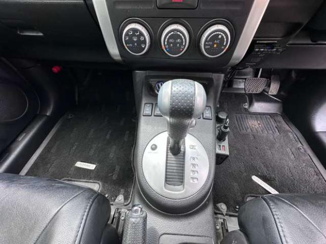 エクストレイル2.0 20Xtt 4WD　SDナビ　Bluetooth　フルセグTV　USB　横滑り防止装置　4WD切り替スイッチ　前席シートヒーター　ヒルディセントコントロール　ETC　社外アルミホイール冬 2000