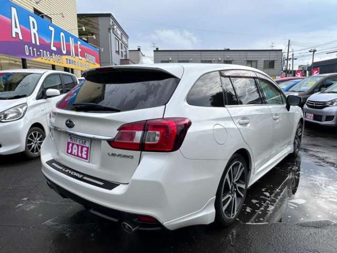 レヴォーグ1.6 GT-S アイサイト 4WD　ナビ　フルセグ　パワーシート　プッシュスタート　ビルトインETC　横滑り防止装置　USB　アダクティブレーダークルーズコントロール　レーンキープアシスト　バックモニター純正アルミホイール夏 1600