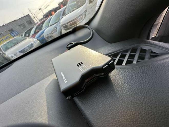 ヤリス1.5 X 4WD　ナビ　ディスプレイオーディオ　Bluetooth　横滑り防止装置　ETC　USB　プッシュスタート　スチールホイール冬 1500
