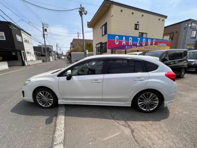 インプレッサスポーツ 2.0 i-S 4WD　ナビフルセグTVバックモニター 2000