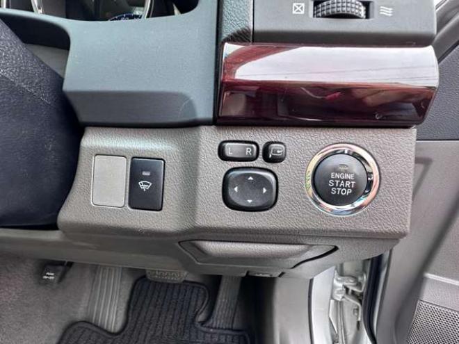 マークX2.5 250G Four 4WD　ナビ　プッシュスタート　エンジンスターター　インテリキー　社外アルミホイール冬　エコアイドル　バックカメラ　コーナーセンサー 2500