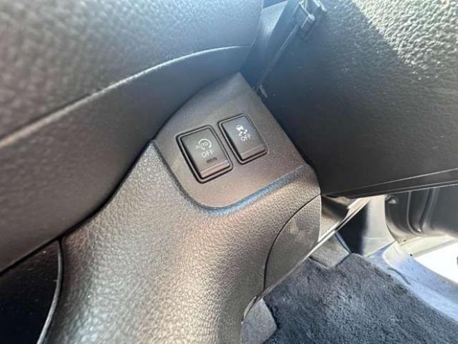 セレナ2.0 ハイウェイスター アドバンストセーフティ パッケージ 4WD　両側ワンタッチパワースライドドア　SDナビ　Bluetooth　レーンキープアシスト　衝突軽減ブレーキ　ETC　アイドリングストップ　横滑り防止装置　コーナーセンサー　アラウンドビューモニター　バックモニター 2000