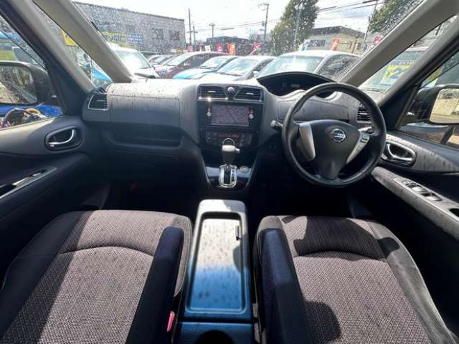 セレナ2.0 ハイウェイスター アドバンストセーフティ パッケージ 4WD　両側ワンタッチパワースライドドア　SDナビ　Bluetooth　レーンキープアシスト　衝突軽減ブレーキ　ETC　アイドリングストップ　横滑り防止装置　コーナーセンサー　アラウンドビューモニター　バックモニター 2000