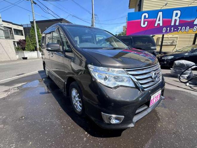 セレナ2.0 ハイウェイスター アドバンストセーフティ パッケージ 4WD　両側ワンタッチパワースライドドア　SDナビ　Bluetooth　レーンキープアシスト　衝突軽減ブレーキ　ETC　アイドリングストップ　横滑り防止装置　コーナーセンサー　アラウンドビューモニター　バックモニター 2000