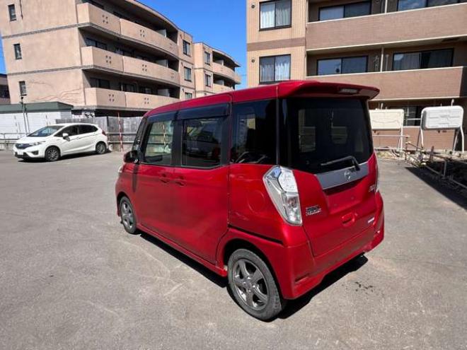 デイズルークスハイウェイスターX 4WD　パワースライドドア 660