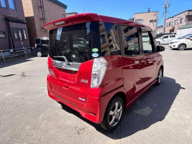 デイズルークスハイウェイスターX 4WD　パワースライドドア 660