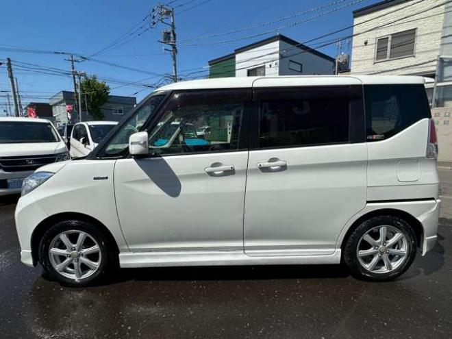 デリカD:2 1.2 ハイブリッド MZ 4WD　両側パワースライドドア　社外ナビ・TV　バックカメラ　横滑り防止装置　アイドリングストップ　衝突軽減ブレーキ　レーンキープアシスト　前席シートヒーター　社外アルミホイール冬　クルーズコントロール 1200