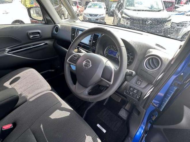 デイズルークスX 4WD　SDナビ　　Bluetoothオーディオ　フルセグTV　左側パワースライドドア　アイドリングストップ　横滑り防止装置　衝突軽減ブレーキ　アラウンドビューモニター　運転席シートシーター　純正アルミホイール夏 660