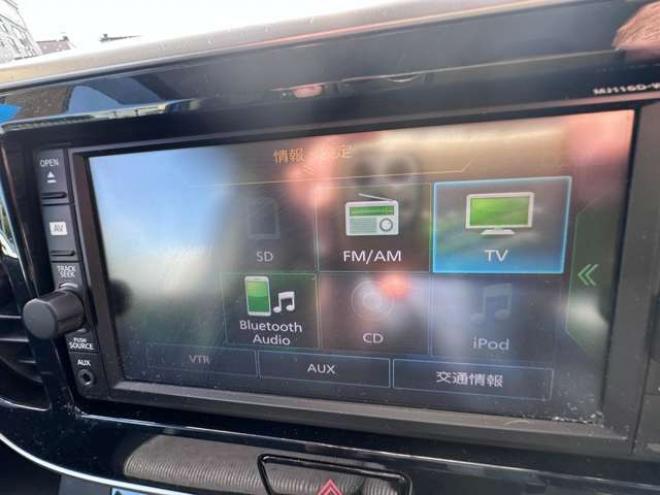 デイズルークスX 4WD　SDナビ　　Bluetoothオーディオ　フルセグTV　左側パワースライドドア　アイドリングストップ　横滑り防止装置　衝突軽減ブレーキ　アラウンドビューモニター　運転席シートシーター　純正アルミホイール夏 660