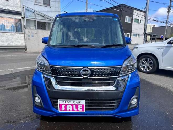 デイズルークスX 4WD　SDナビ　　Bluetoothオーディオ　フルセグTV　左側パワースライドドア　アイドリングストップ　横滑り防止装置　衝突軽減ブレーキ　アラウンドビューモニター　運転席シートシーター　純正アルミホイール夏 660