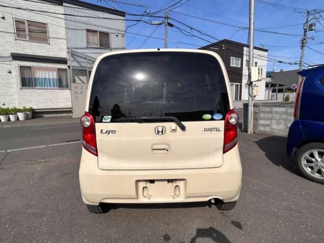 ライフパステル 4WD　バックモニター　キーレスキー　スマートキー　ベンチシート 660