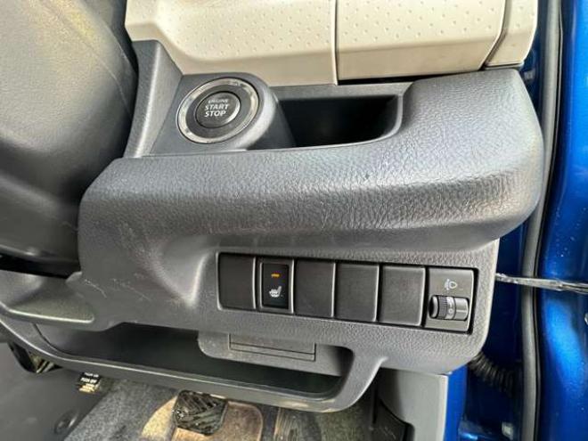 モコX FOUR 4WD　プッシュスタート　シートヒーター　社外CDオーディオ　社外アルミホイール冬　スチールホイール夏　インテリキー 660