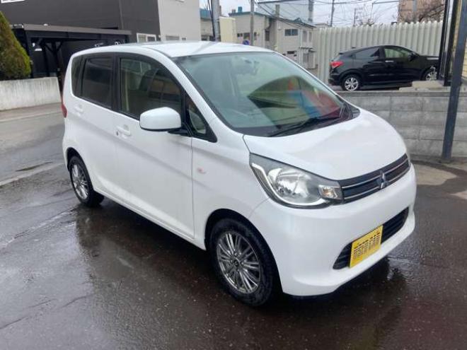 eKワゴンM 4WD　アイドリングストップ 660