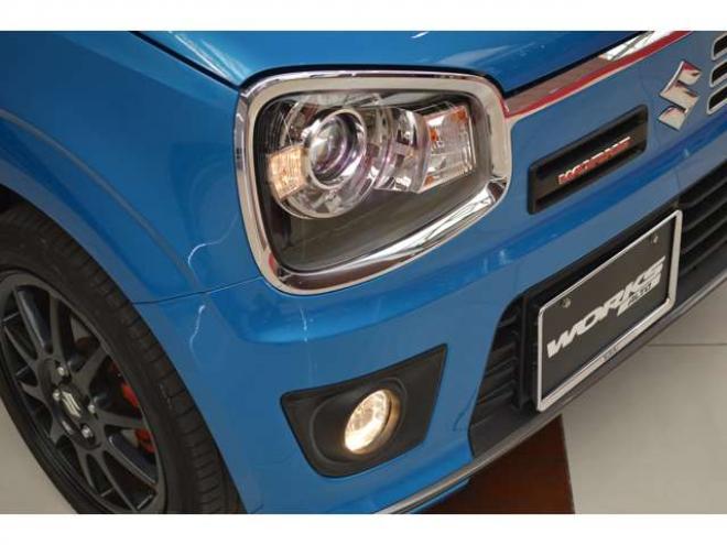 アルトワークス 660 オートギヤシフト 4WD　ワンオーナー車4WDターボオートギアシフトセーフティサポート搭載車アイドリングストップ横滑り防止装置ハイビームアシストLEDライトRECAROシート純正ナビTVビルトインETCパドルシフト 660