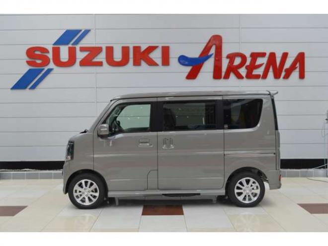 エブリイワゴン PZターボスペシャル 4WD　届出済未使用車4WDターボセーフティサポート搭載アイドリングストップ横滑り防止装置CVTマチック両側オートスライドドアオートステップハイビームアシストLEDライト 登録済未使用車 660