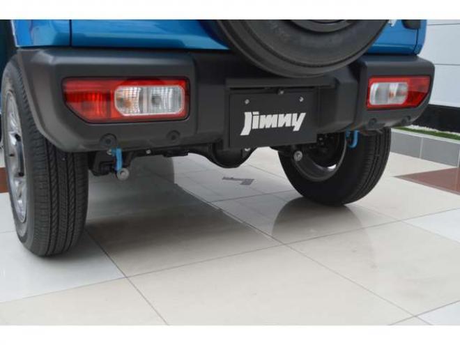 ジムニーXC 4WD　ワンオーナー車4WDターボセーフティサポート搭載アイドリングストップ横滑り防止装置クルーズコントロールハイビームアシストLEDライト7インチワイドナビTVバックカメラ 660