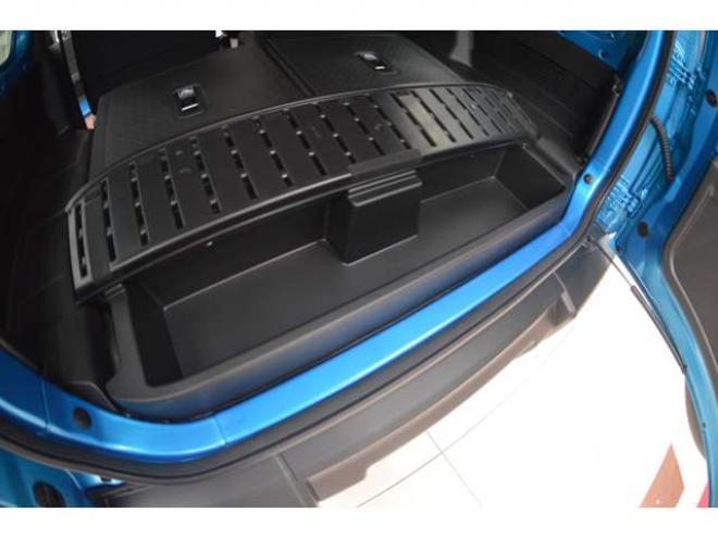 ジムニーXC 4WD　ワンオーナー車4WDターボセーフティサポート搭載アイドリングストップ横滑り防止装置クルーズコントロールハイビームアシストLEDライト7インチワイドナビTVバックカメラ 660