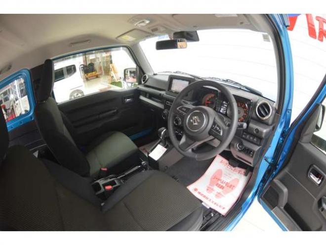 ジムニーXC 4WD　ワンオーナー車4WDターボセーフティサポート搭載アイドリングストップ横滑り防止装置クルーズコントロールハイビームアシストLEDライト7インチワイドナビTVバックカメラ 660