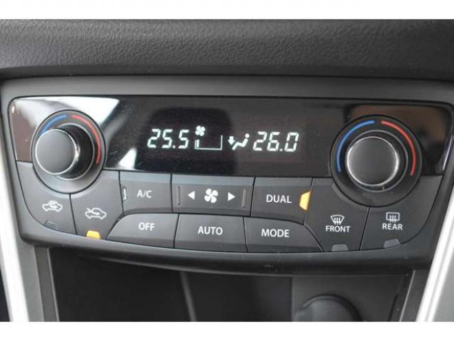 SX4S-CROSS 1.6 4WD　ALLGRIP4WD横滑り防止装置パドルシフトクルーズコントロール社外ナビTVバックカメラディスチャージヘッドライトシートヒータースマートキー 1600