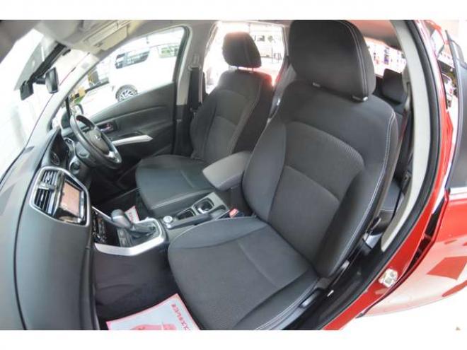 SX4S-CROSS 1.6 4WD　ALLGRIP4WD横滑り防止装置パドルシフトクルーズコントロール社外ナビTVバックカメラディスチャージヘッドライトシートヒータースマートキー 1600