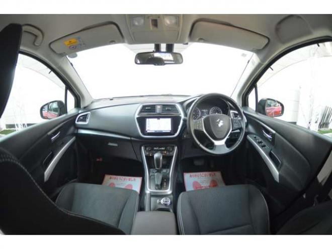 SX4S-CROSS 1.6 4WD　ALLGRIP4WD横滑り防止装置パドルシフトクルーズコントロール社外ナビTVバックカメラディスチャージヘッドライトシートヒータースマートキー 1600
