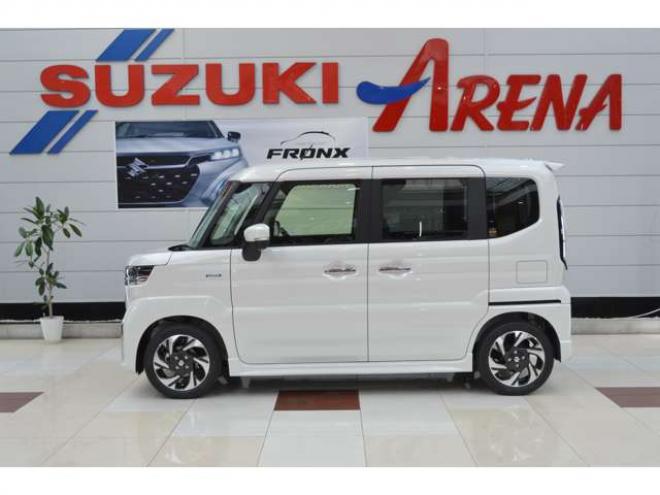 スペーシアカスタム ハイブリッド XS 4WD　ハイブリッド4WDセーフティサポート搭載スズキコネクト対応通信機装着車アダプティブクルーズコントロール全方位モニター付9インチナビ両側オートスライドドアLEDステアリングヒーターパーキングセンサー 登録済未使用車 660