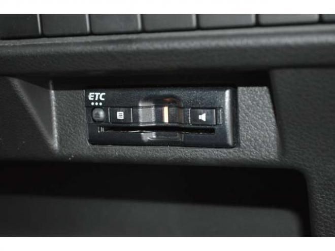 クロスビー1.0 ハイブリッド MZ 4WD　ワンオーナー車ハイブリッド4WDターボセーフティサポート搭載アダプティブクルーズコントロール全方位モニター8インチナビTVバックカメラ前後ドライブレコーダーETCハイビームアシストLEDライトパドルシフト 1000